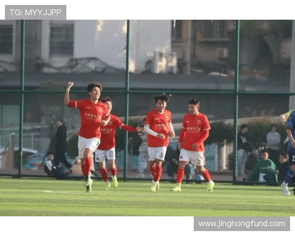 岳阳队奋勇拼搏再创辉煌展现新时代足球精神风貌