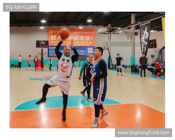 篮球点燃青春梦想凝聚团队力量谱写拼搏与荣耀的新篇章 篮球点燃青春梦想凝聚团队力量谱写拼搏与荣耀的新篇章