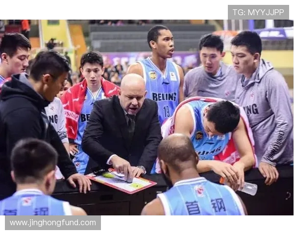 北京篮球队阵地战策略分析与战术解读探讨