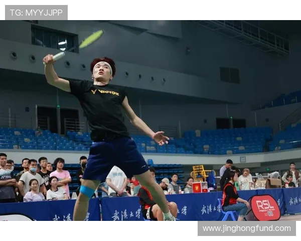 武汉羽毛球队防反战术深度解析与实战应用探讨